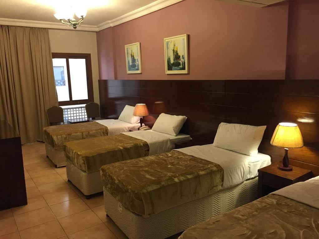 Manazel Alaswaf Hotel Médine Extérieur photo